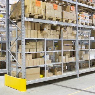 P90 Palettenregale und Hi280 Fachbodenregale shelving in combination