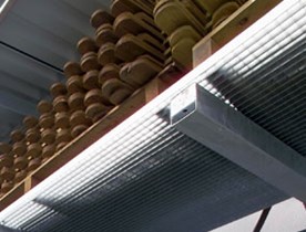 Drahtgitterböden für Schwerlast-Kragarmregale