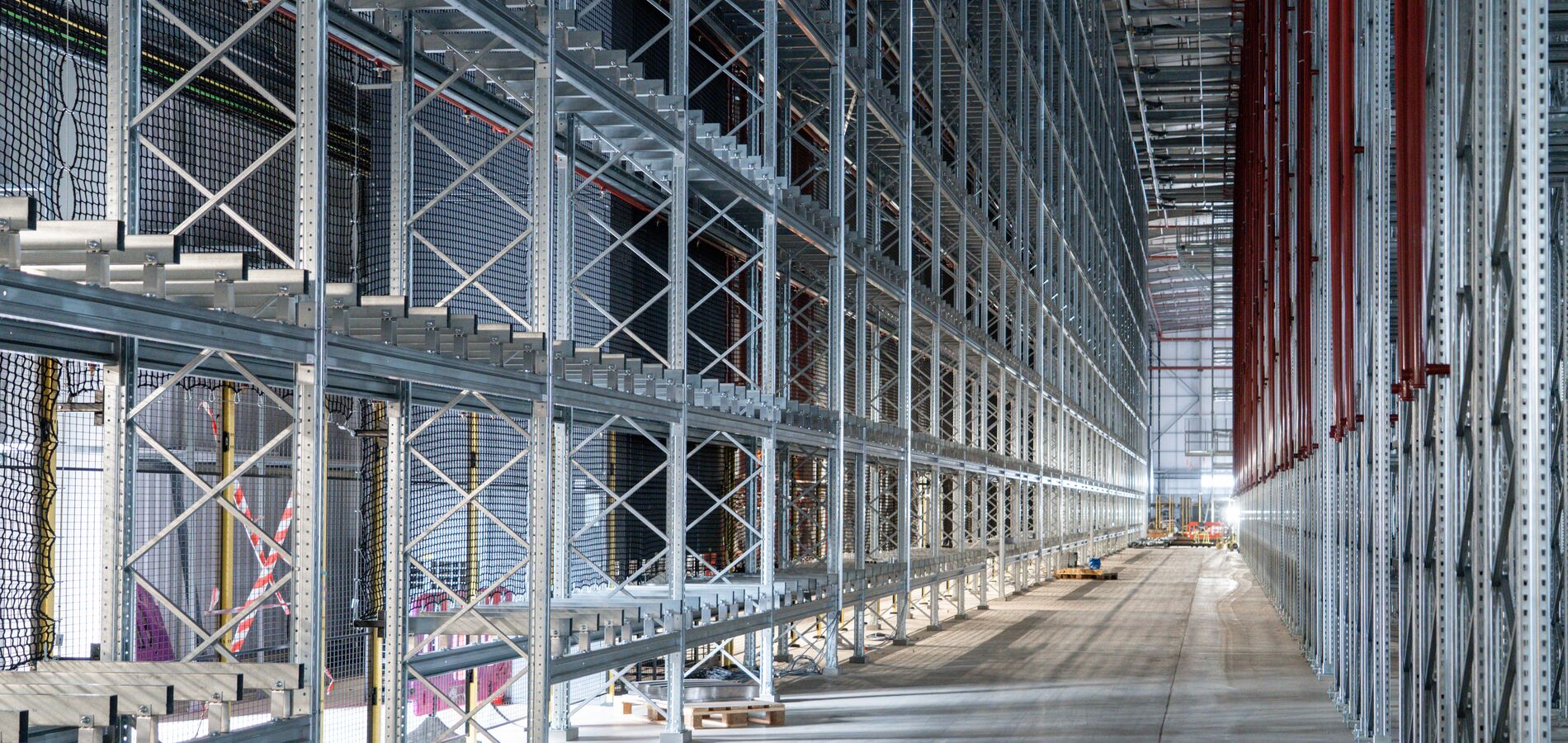 Lagermodernisierung und Retrofit